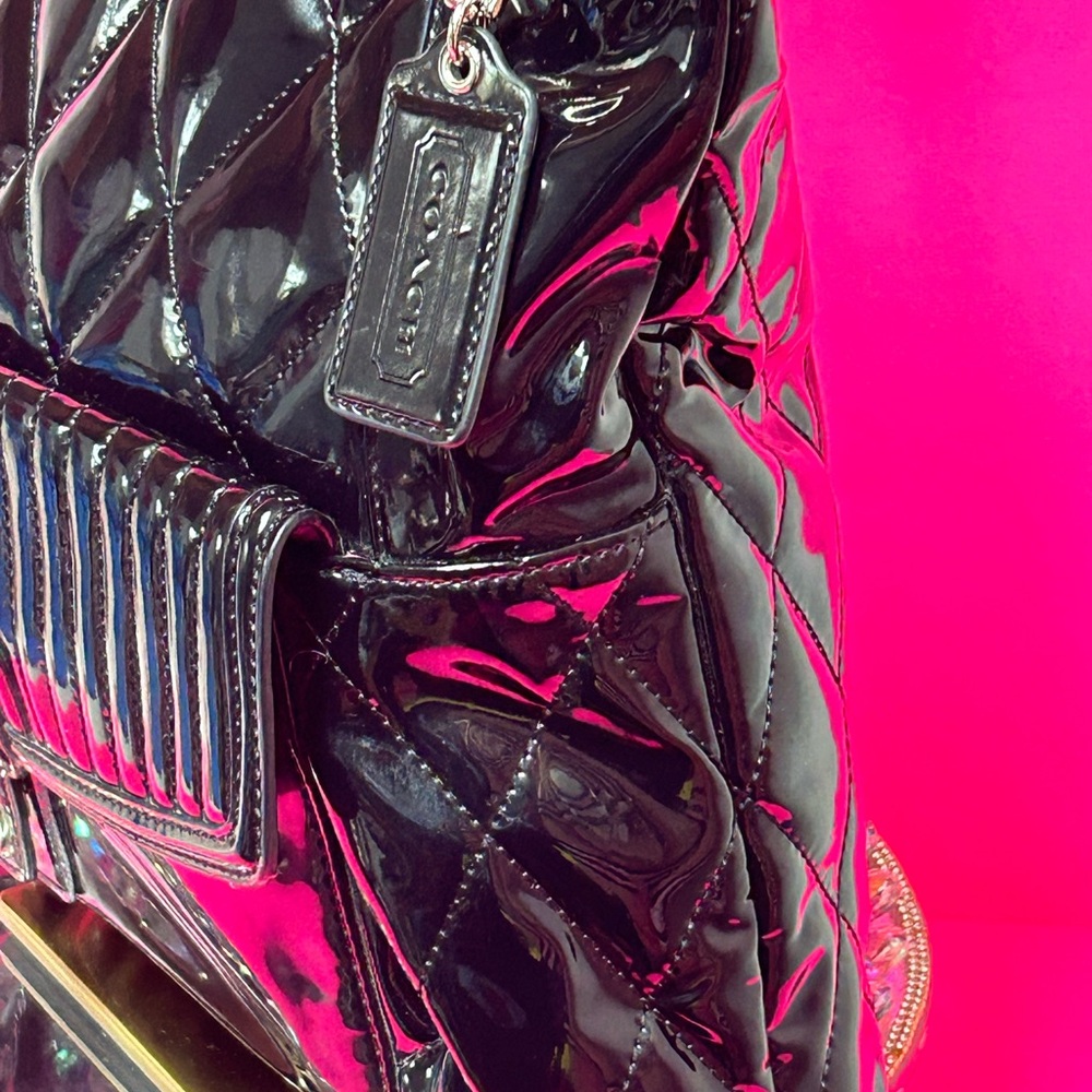 Coach Poppy Black Quilted Liquid Leather Bag w/Chain Straps Approx. 15 x 13.5 - Picture 6 of 17